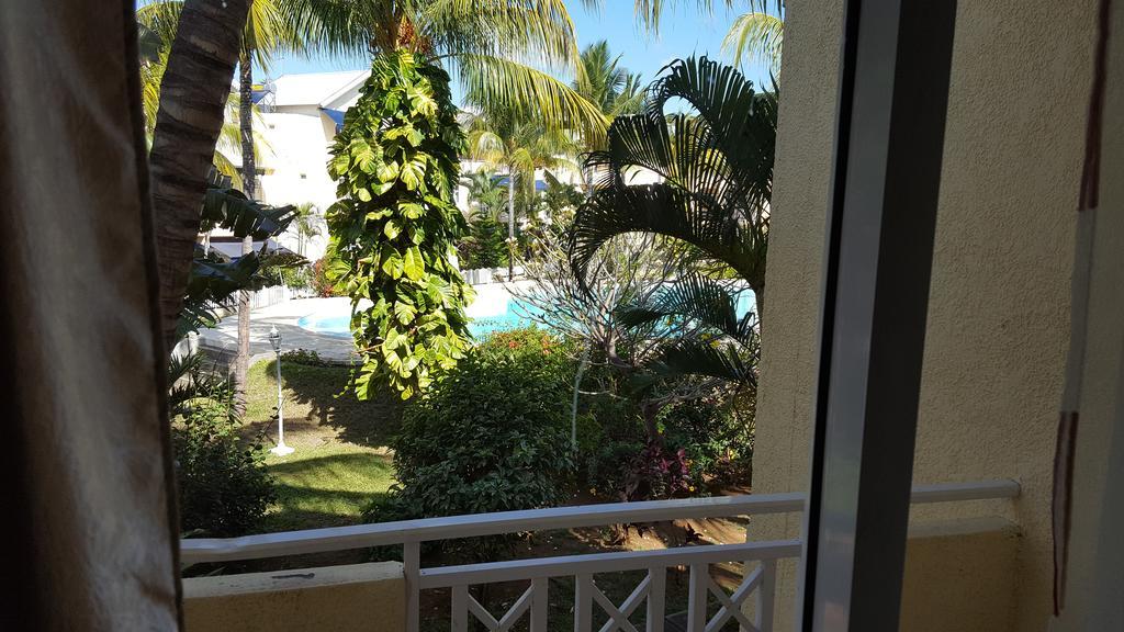Villa In Le Tamier, 4 Bedrooms, 300M Flic En Flac Beach Bagian luar foto