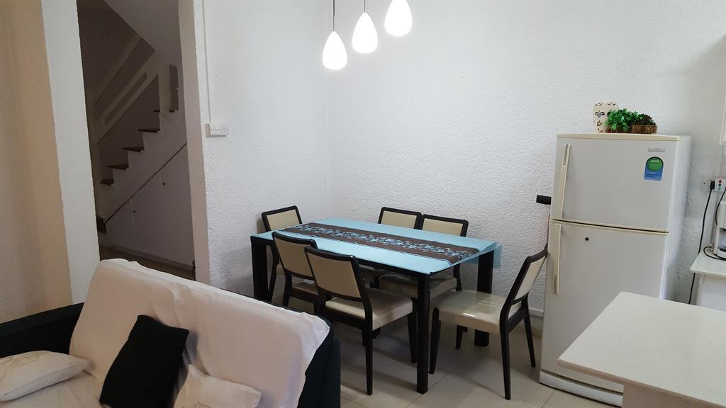 Villa In Le Tamier, 4 Bedrooms, 300M Flic En Flac Beach Bagian luar foto