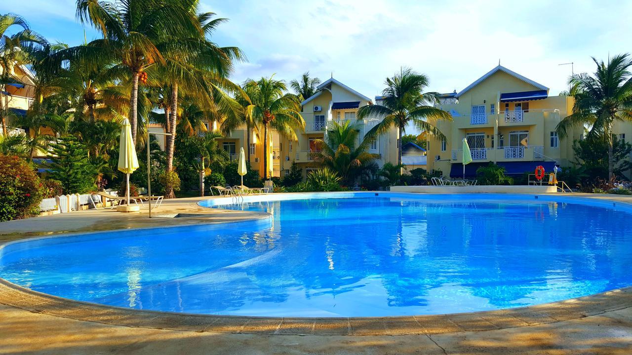 Villa In Le Tamier, 4 Bedrooms, 300M Flic En Flac Beach Bagian luar foto
